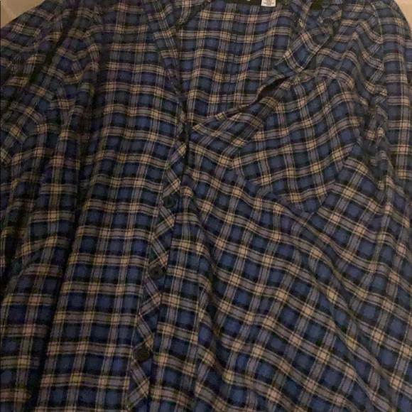 Urban outfitters plaid flannel - Picture 2 of 3